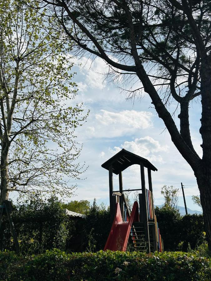 Bed & Breakfast La Rondinella Cerasolo Exterior foto